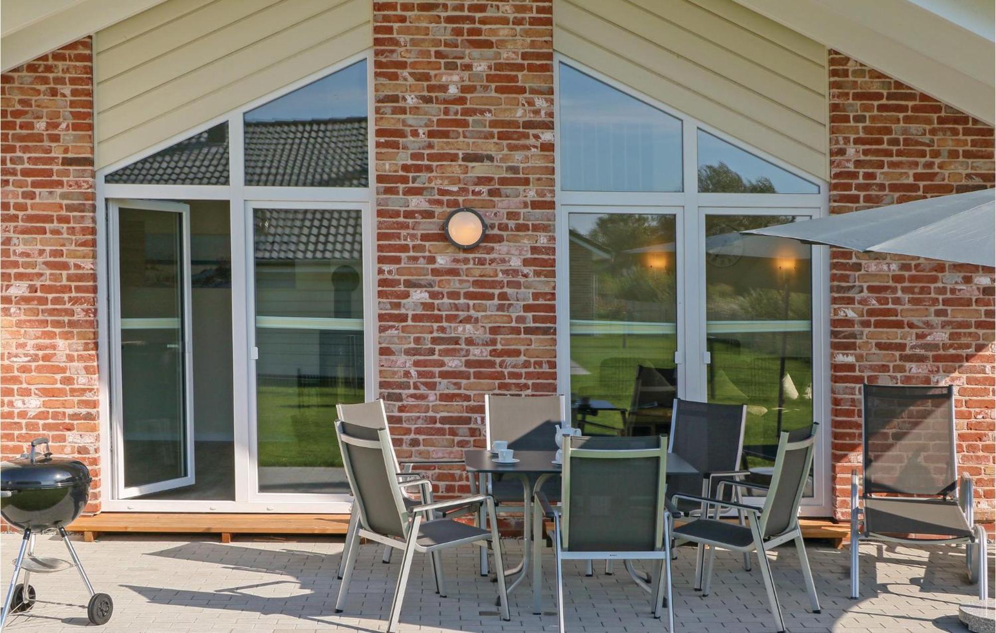Awesome Home In Dagebuell With Kitchen Zewnętrze zdjęcie